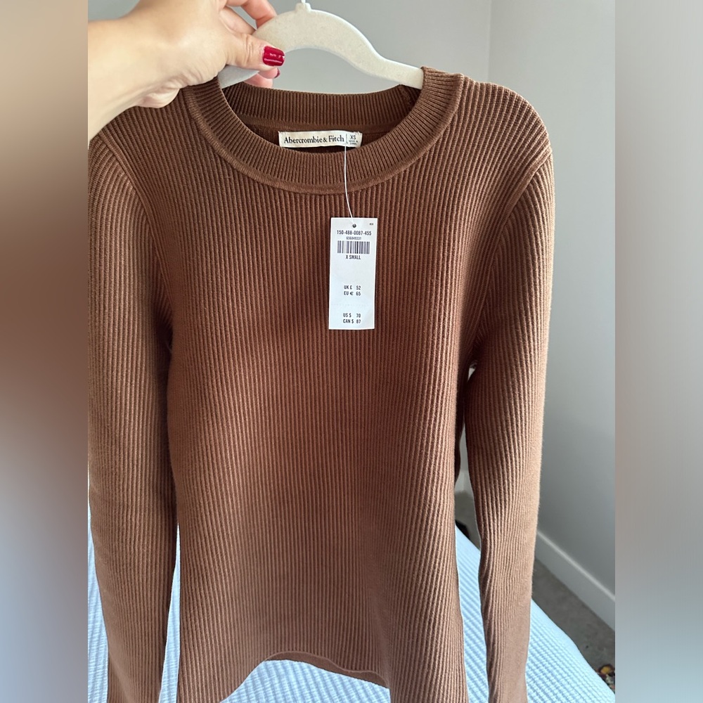Abercrombie brown long sleeve ottoman crew top